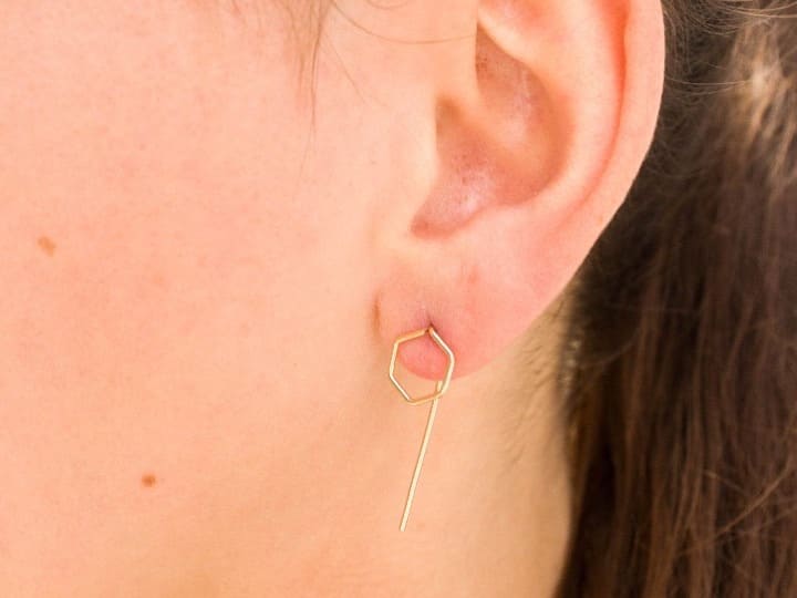 10 gauge ear lobe piercing
