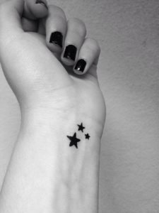Simple and cute tattoo ideas for girls 2018 28