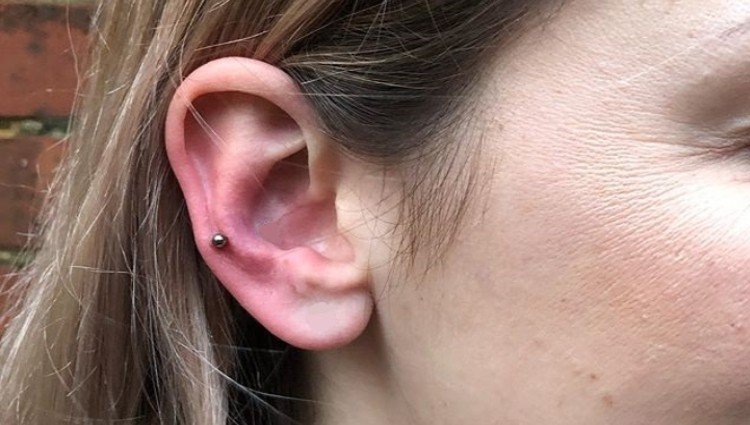 auricle piercing featured image