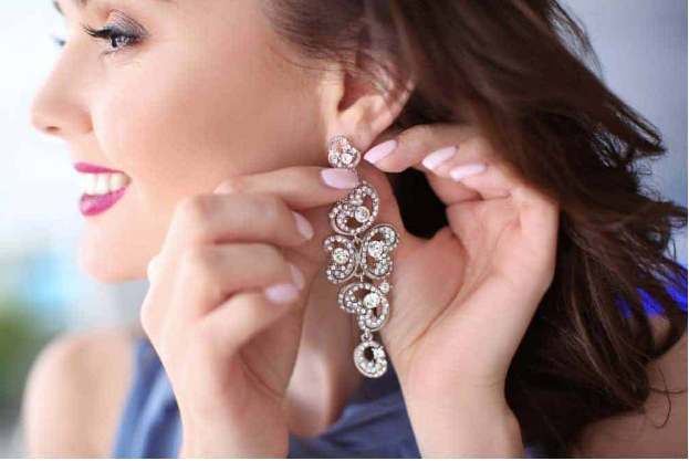 The Perfect Accessory: Flat Back Earrings for Any Occasion