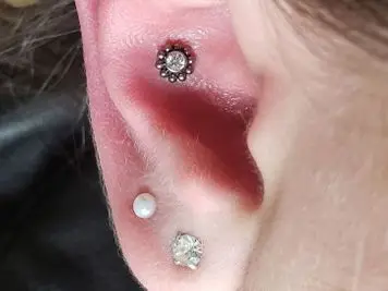 cleaning conch piercing