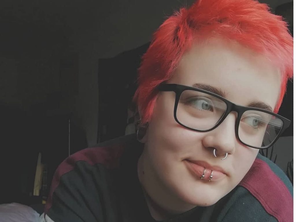 dolphin bites and septum piercing