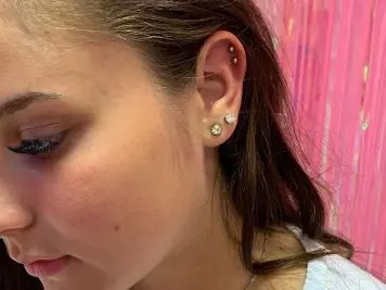 double cartilage piercing ear