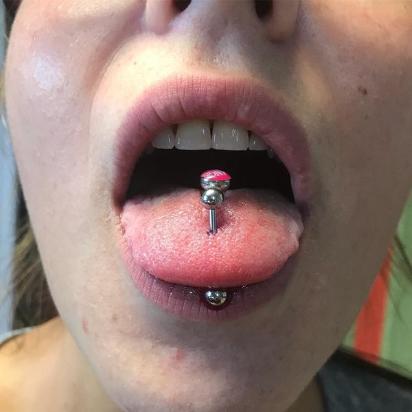 double tongue piercing picture