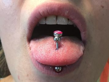 double tongue piercing vertical