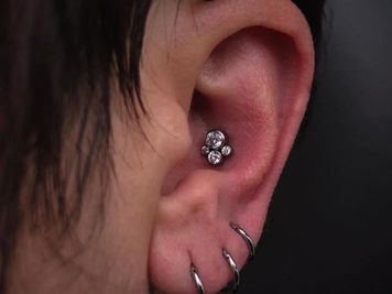 ear conch piercing
