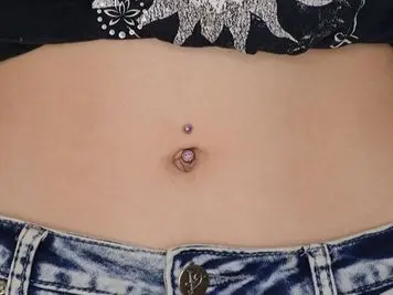 fake belly button piercing