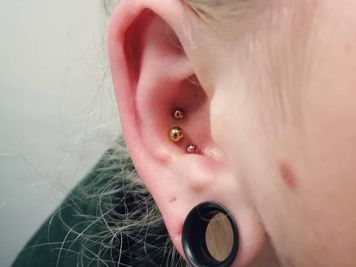 how to clean conch piercing