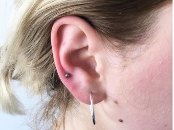 lobe and auricle piercing
