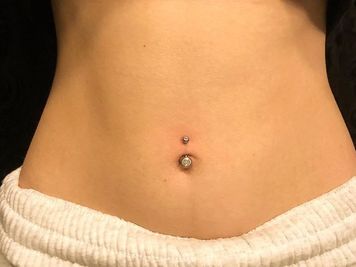 pics of belly button piercing