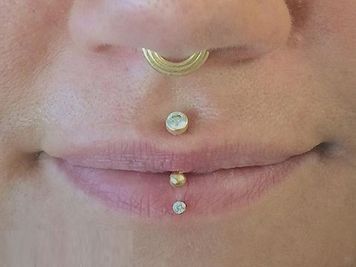 septum with jestrum lip piercing