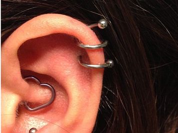 spiral ear piercing black ring