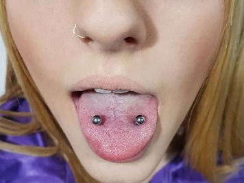 surface venom tongue piercing