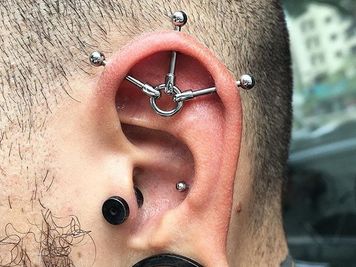 trident ear piercing jewellery