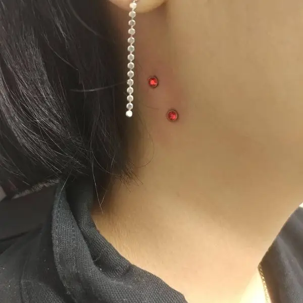 vampire piercing